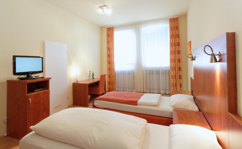 Hotel Alte Fabrik Mettmann Room photo